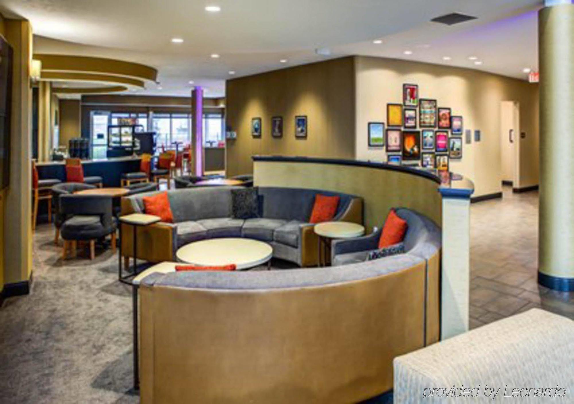 Doubletree By Hilton West Fargo Sanford Medical Center Area Hotell Exteriör bild